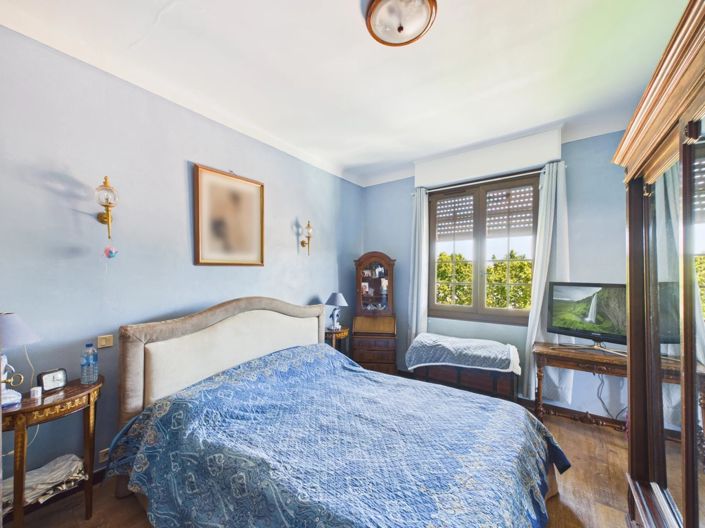 Image No.11-1 Bed Apartment for sale