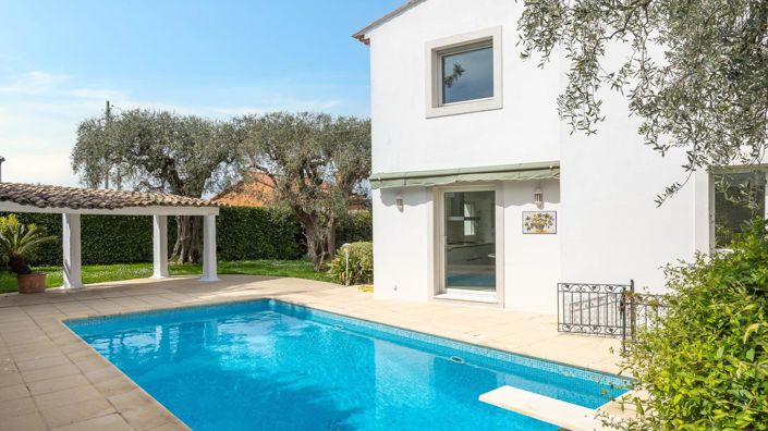 Image No.3-5 Bed House for sale