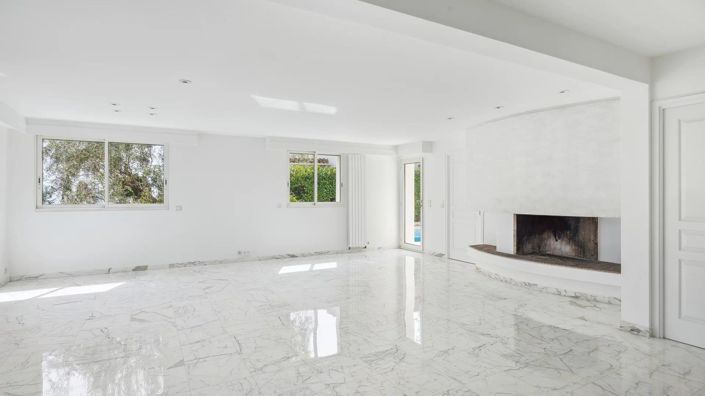 Image No.4-5 Bed House for sale