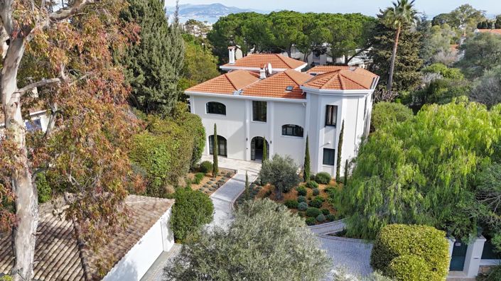 Image No.2-6 Bed House for sale