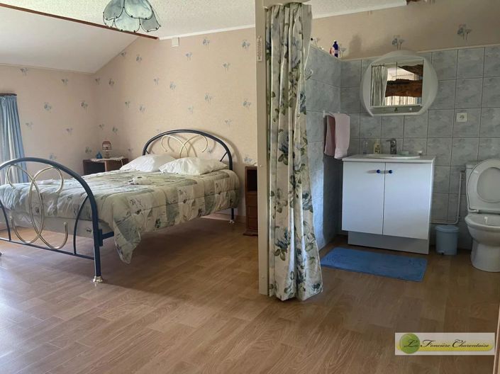 Image No.11-2 Bed House for sale