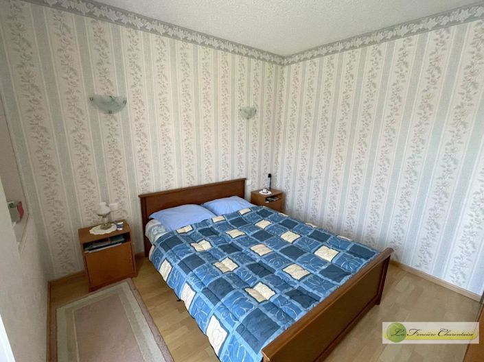 Image No.6-2 Bed House for sale