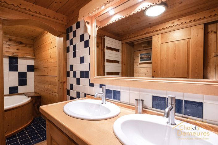 Image No.17-5 Bed House for sale