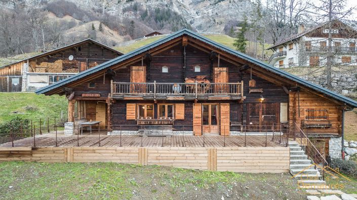 Image No.3-5 Bed House for sale