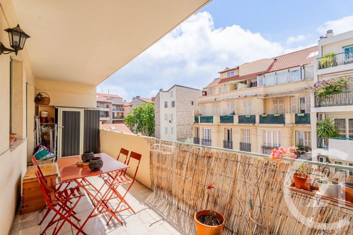 Image No.4-Appartement de 2 chambres à vendre à Nice
