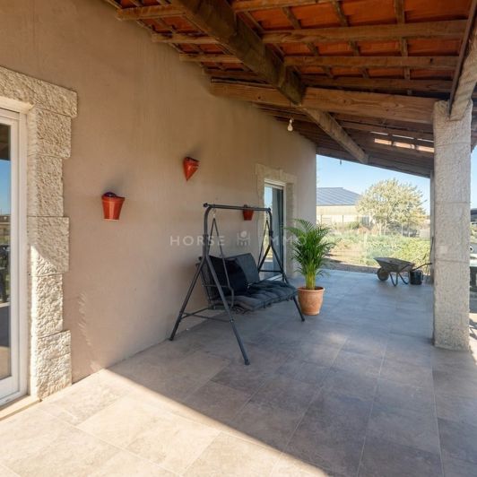 Image No.11-3 Bed House for sale