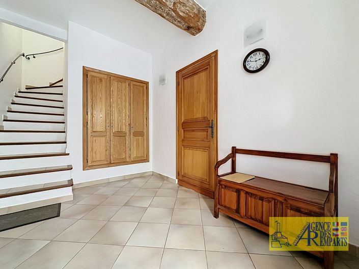 Image No.24-3 Bed House for sale
