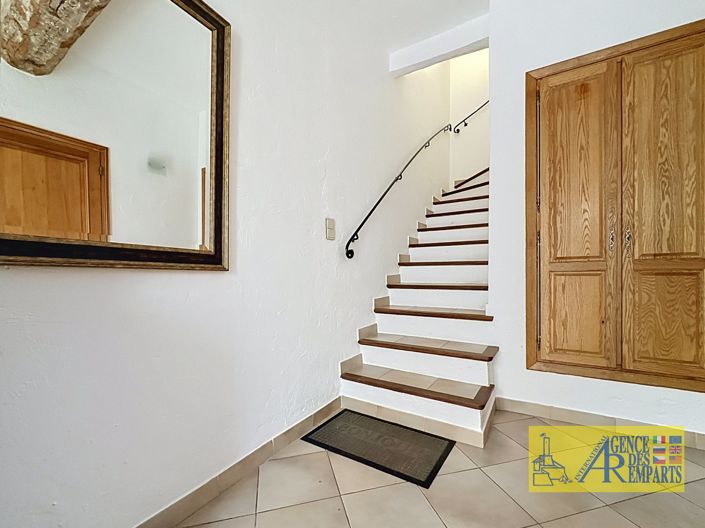 Image No.25-3 Bed House for sale