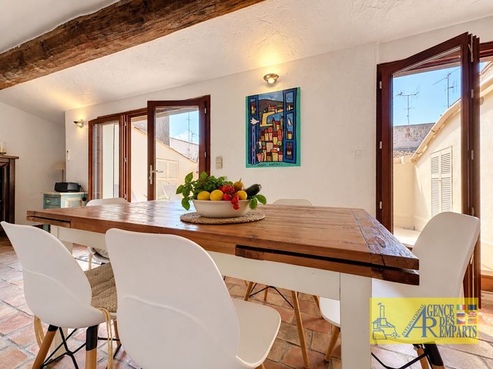 Image No.7-3 Bed House for sale
