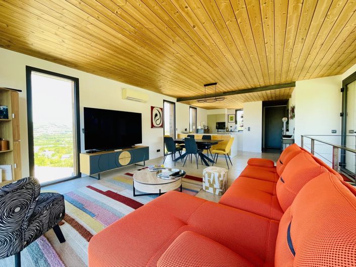 Image No.13-3 Bed House for sale