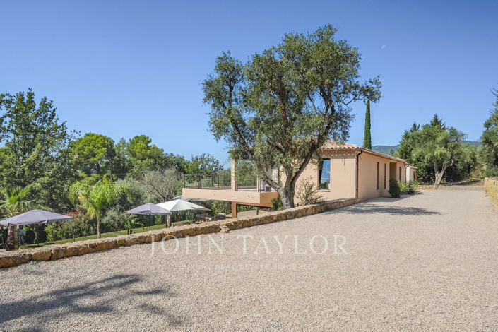 Image No.15-6 Bed House for sale
