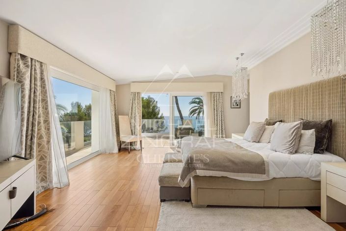 Image No.18-5 Bed House for sale