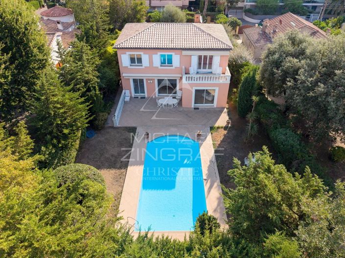 Image No.3-5 Bed House for sale