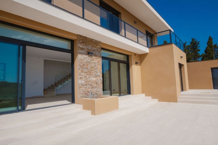 Image No.3-3 Bed House for sale