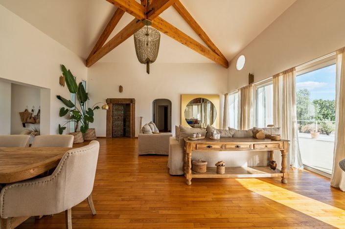 Image No.7-4 Bed House for sale