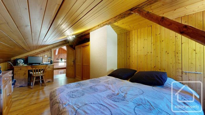 Image No.21-3 Bed Property for sale