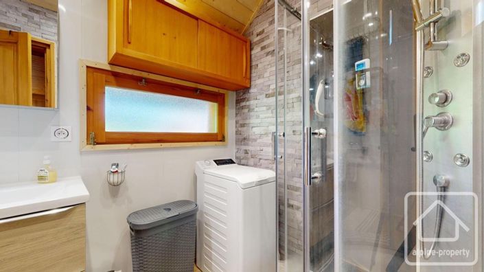 Image No.22-3 Bed Property for sale