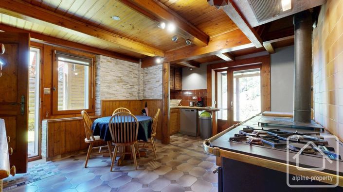 Image No.26-3 Bed Property for sale