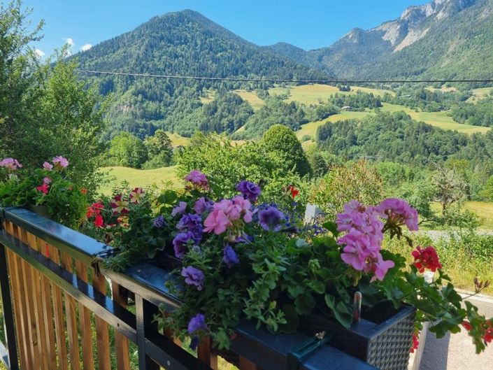 Image No.2-5 Bed Property for sale