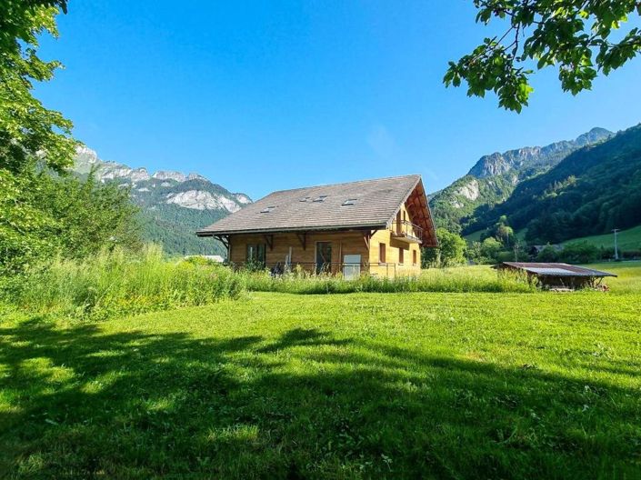 Image No.29-5 Bed Property for sale