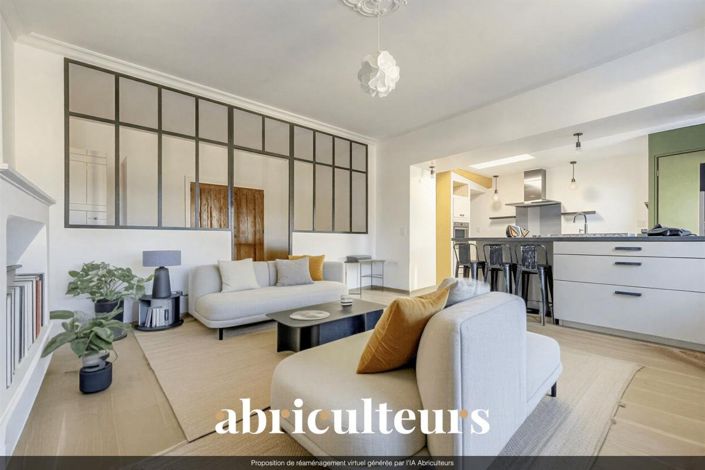 Image No.5-6 Bed House for sale