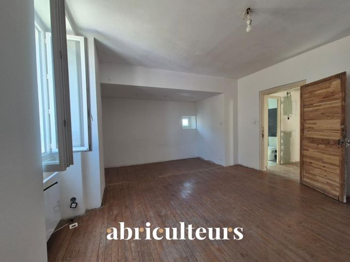 Image No.3-5 Bed House for sale