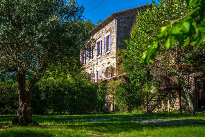 Image No.20-12 Bed House for sale