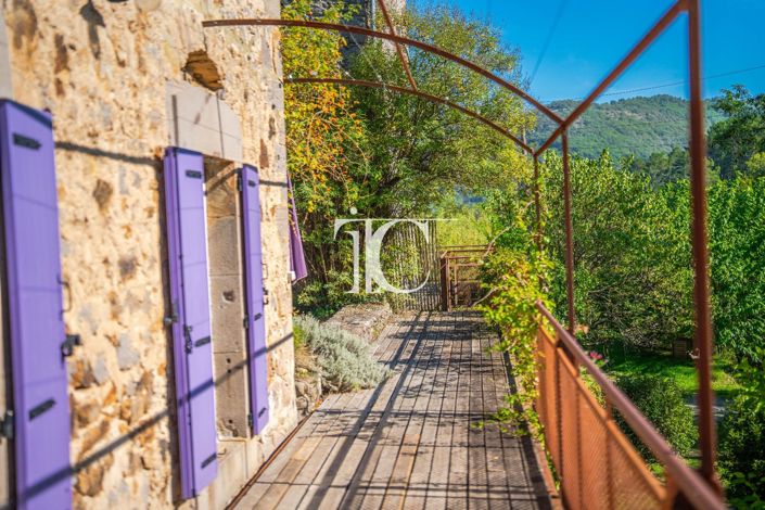 Image No.30-12 Bed House for sale