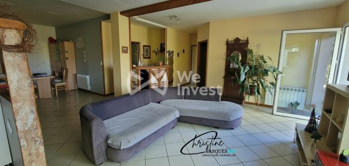 Image No.12-7 Bed House for sale