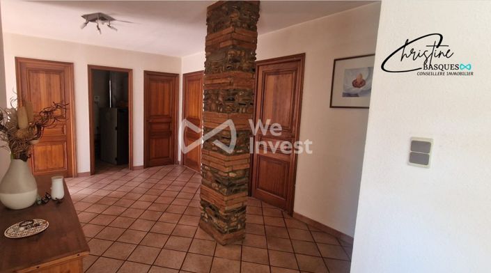 Image No.7-7 Bed House for sale