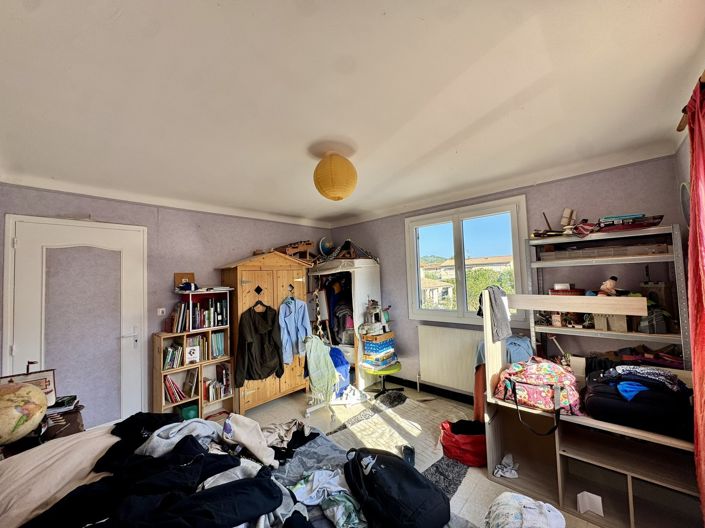Image No.17-2 Bed House for sale
