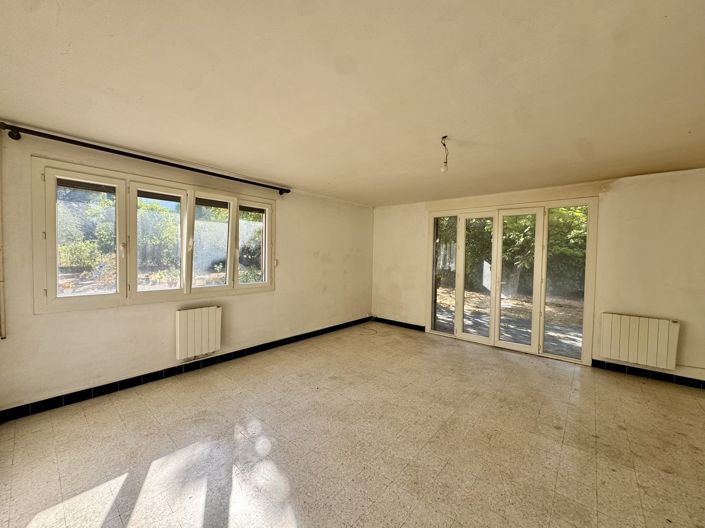 Image No.25-2 Bed House for sale