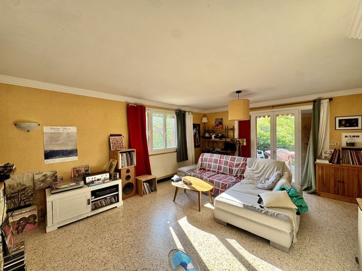 Image No.7-2 Bed House for sale