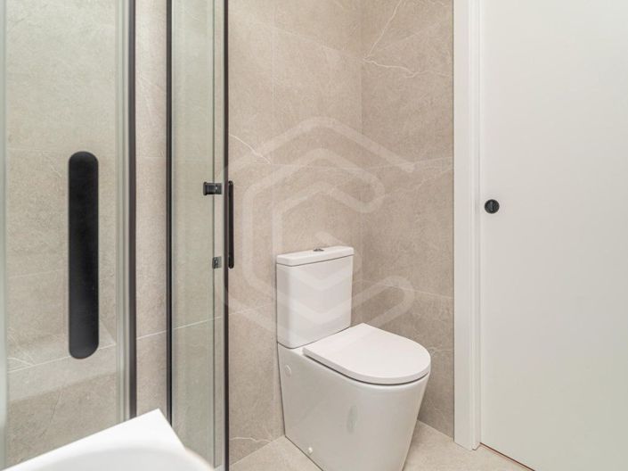 Image No.19-2 Bed Apartment for sale