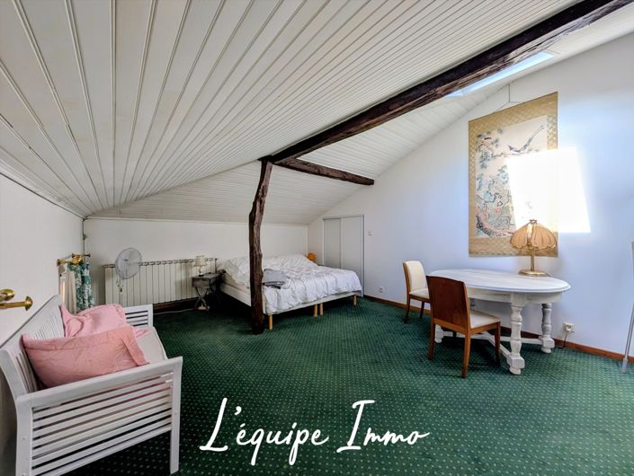 Image No.19-6 Bed House for sale