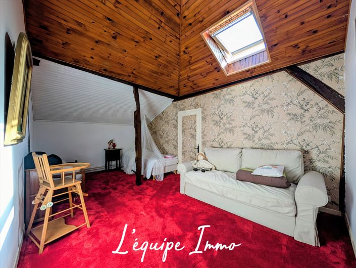 Image No.20-6 Bed House for sale
