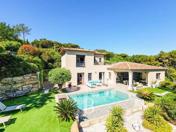 Image No.4-4 Bed House for sale