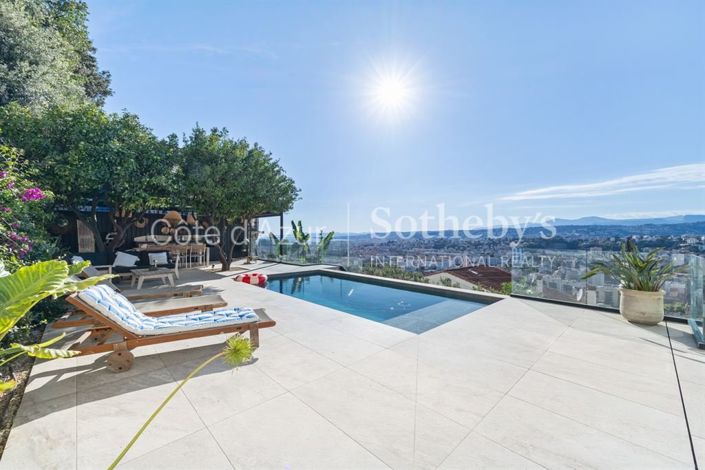 Image No.2-4 Bed House for sale