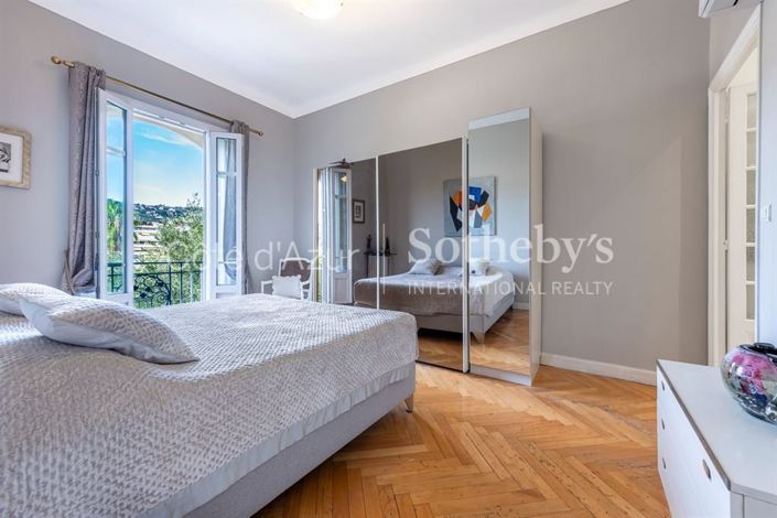 Image No.14-3 Bed House for sale