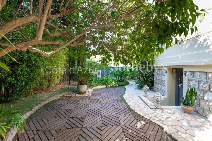 Image No.18-3 Bed House for sale