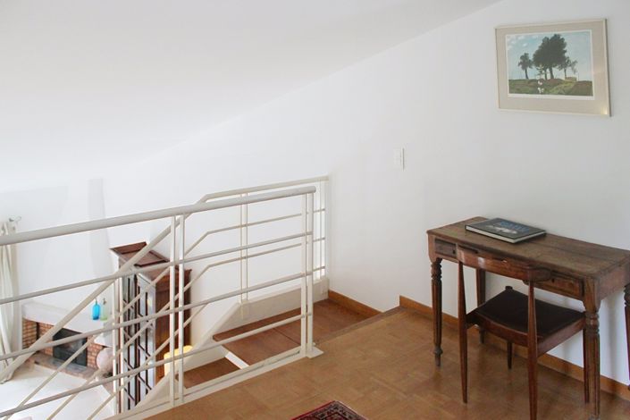Image No.17-4 Bed House for sale