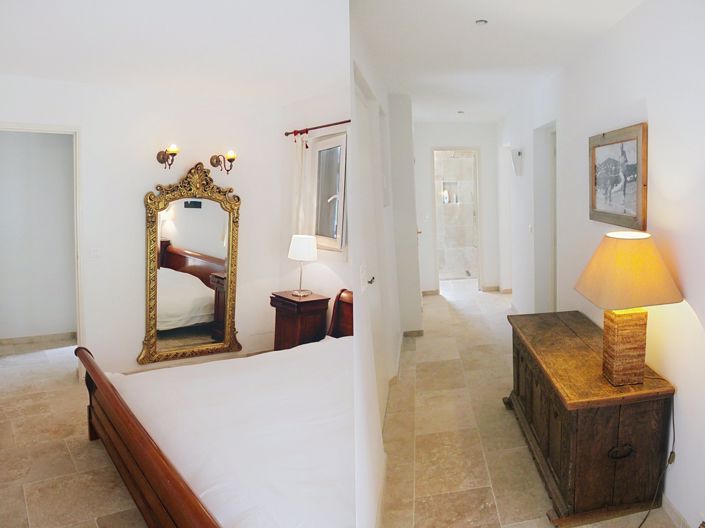 Image No.21-4 Bed House for sale