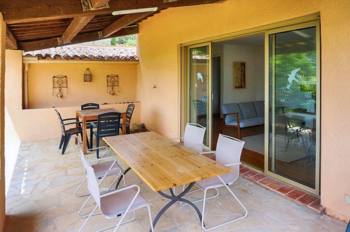 Image No.34-4 Bed House for sale