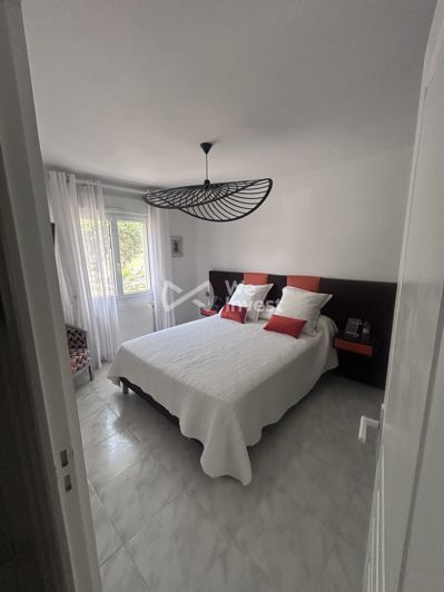Image No.18-4 Bed Property for sale