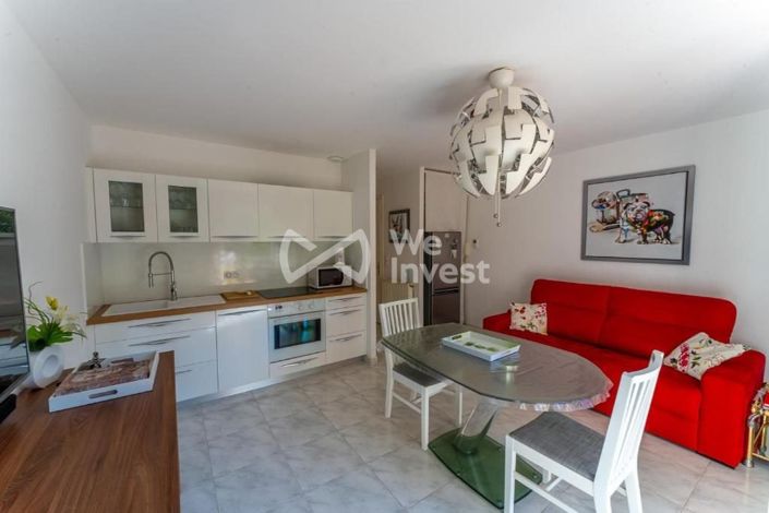 Image No.22-4 Bed Property for sale