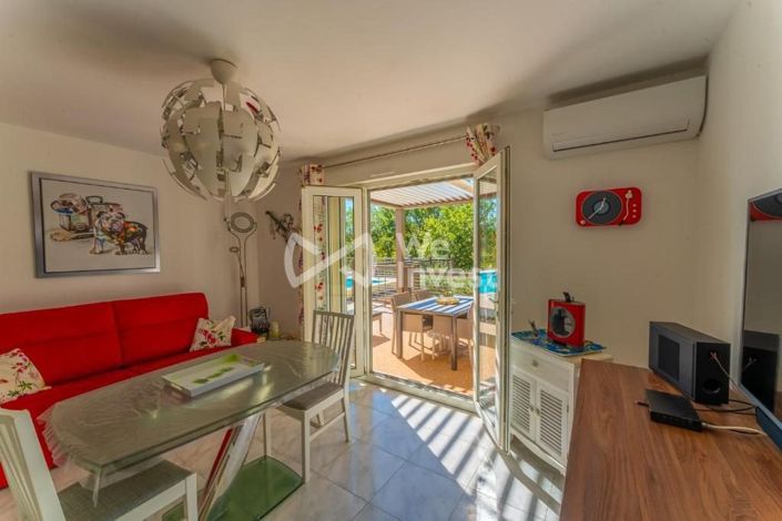 Image No.23-4 Bed Property for sale