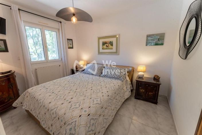 Image No.25-4 Bed Property for sale