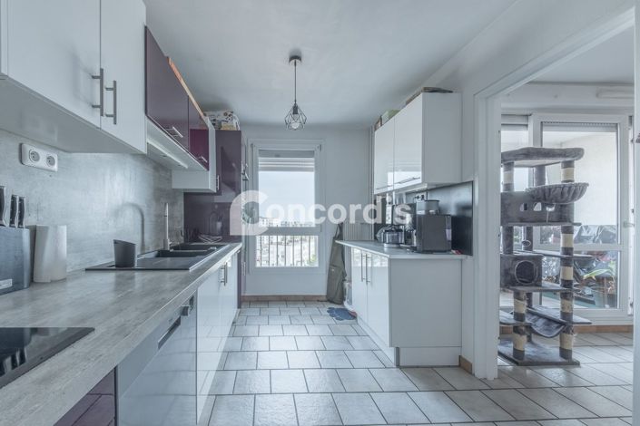 Image No.10-2 Bed Apartment for sale