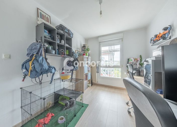Image No.16-2 Bed Apartment for sale