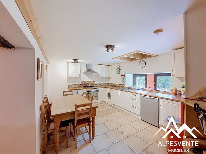 Image No.3-2 Bed House for sale